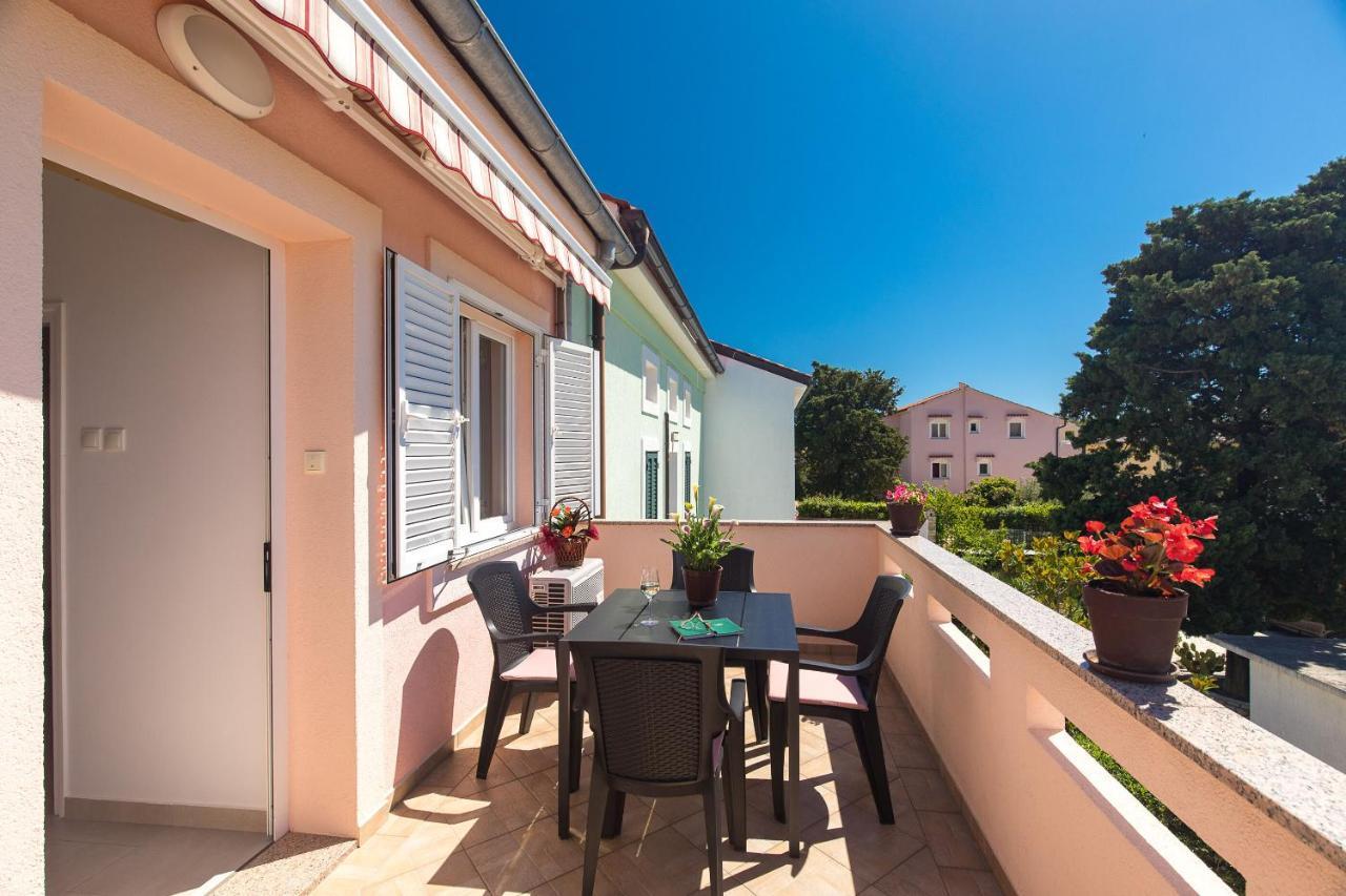 Apartment Oleander Punat