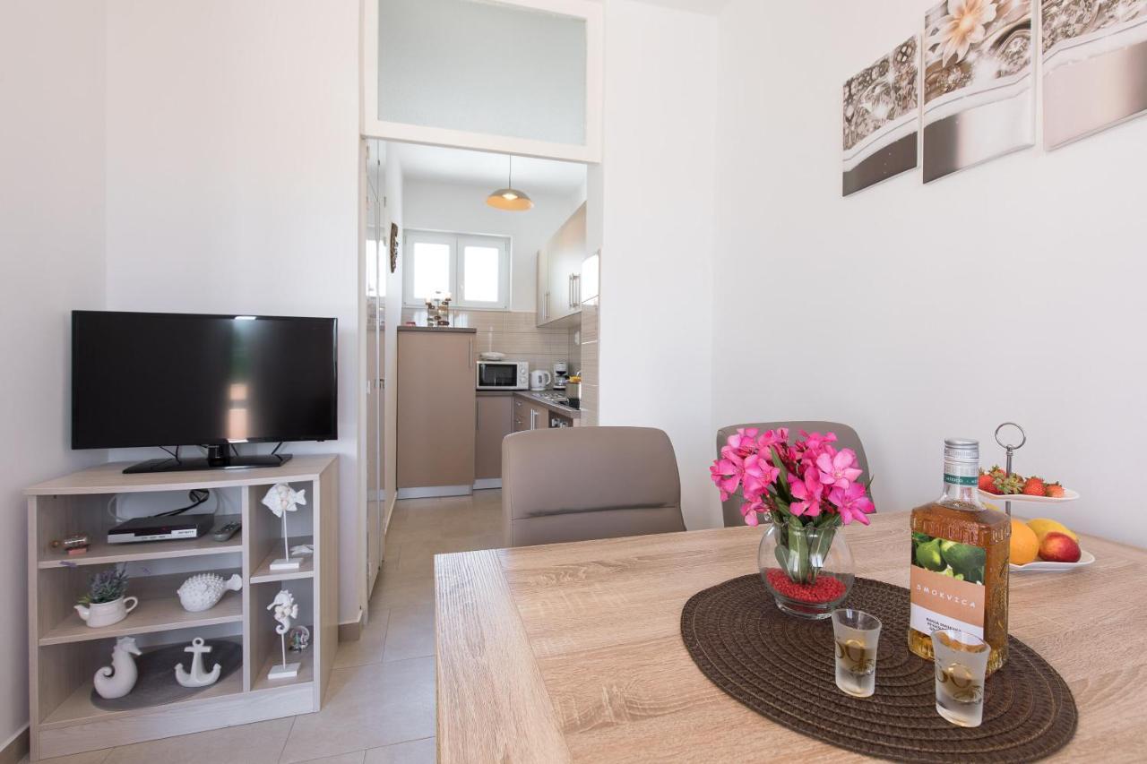 Oleander Apartment Punat